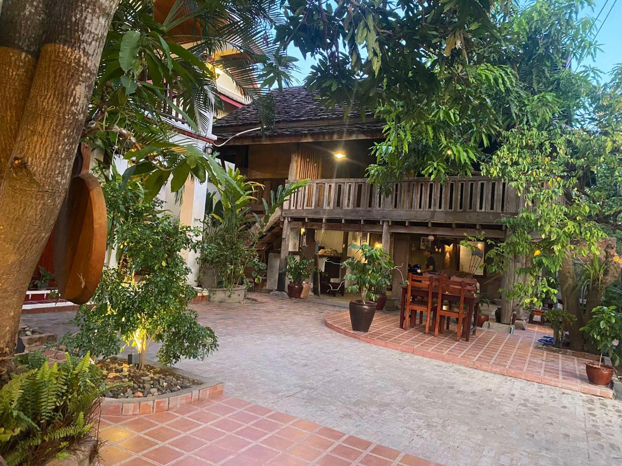 לואנג פרבאנג Golden Sun Boutique Hotel מראה חיצוני תמונה