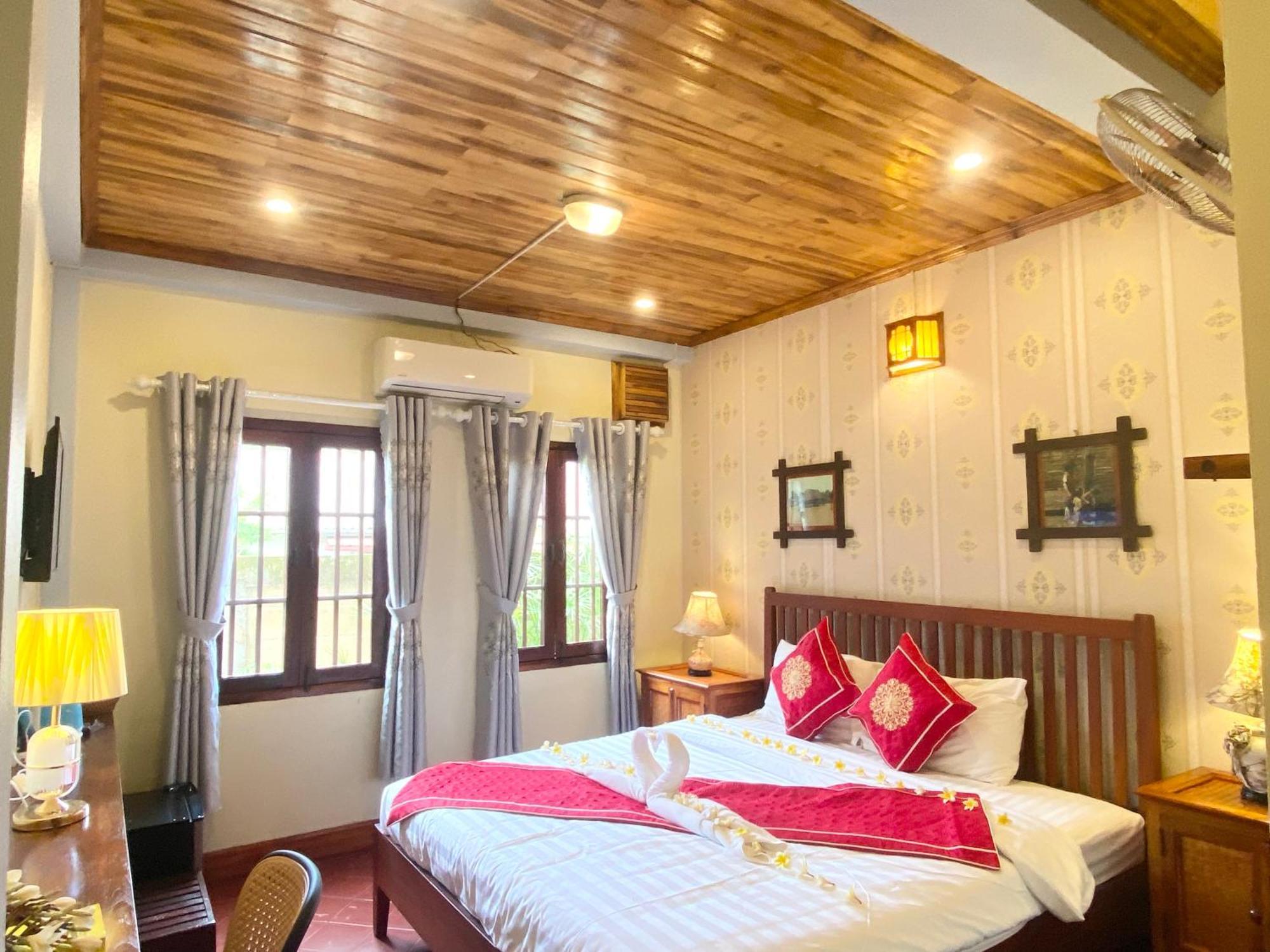 לואנג פרבאנג Golden Sun Boutique Hotel מראה חיצוני תמונה