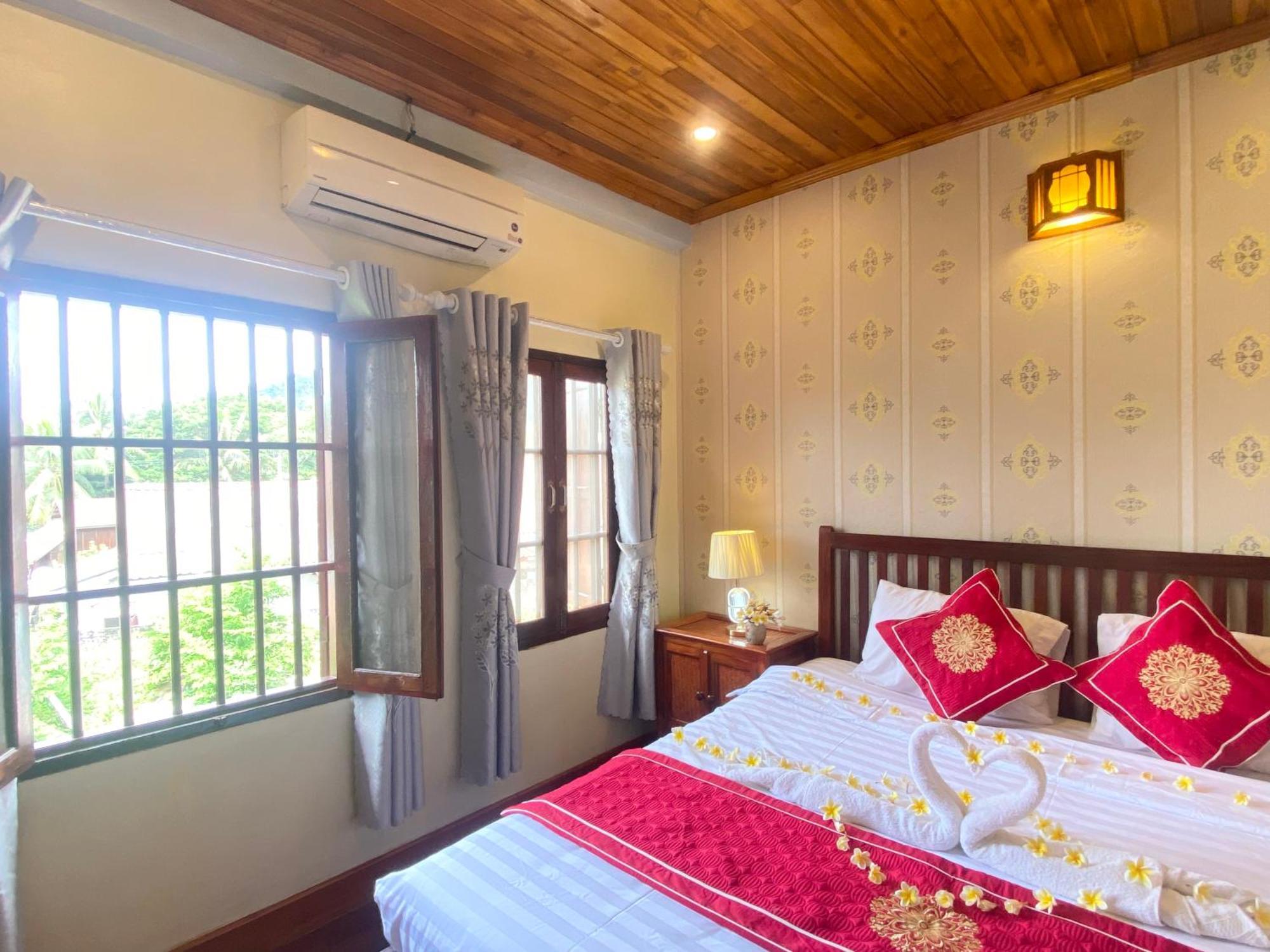 לואנג פרבאנג Golden Sun Boutique Hotel מראה חיצוני תמונה