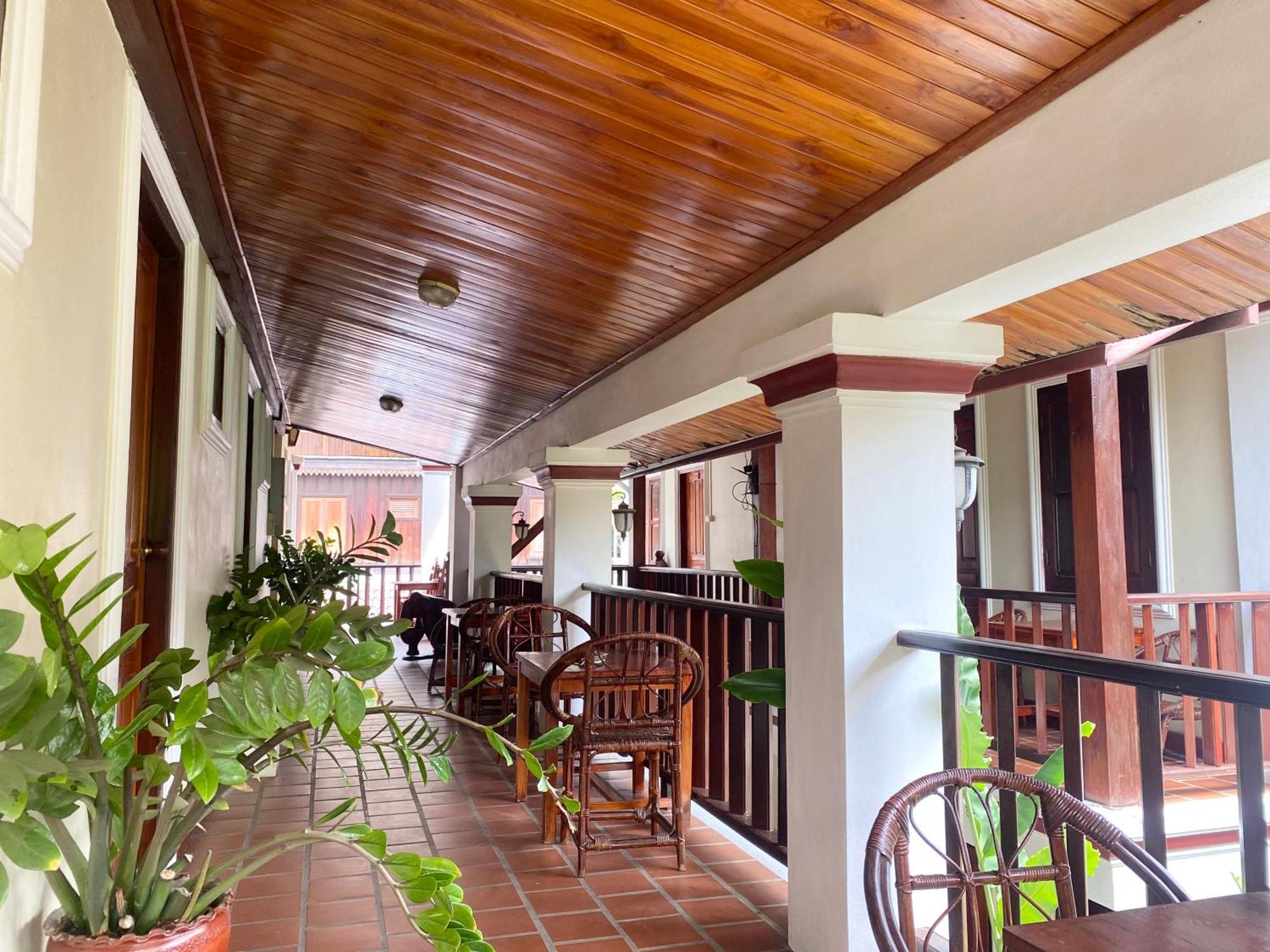 לואנג פרבאנג Golden Sun Boutique Hotel מראה חיצוני תמונה