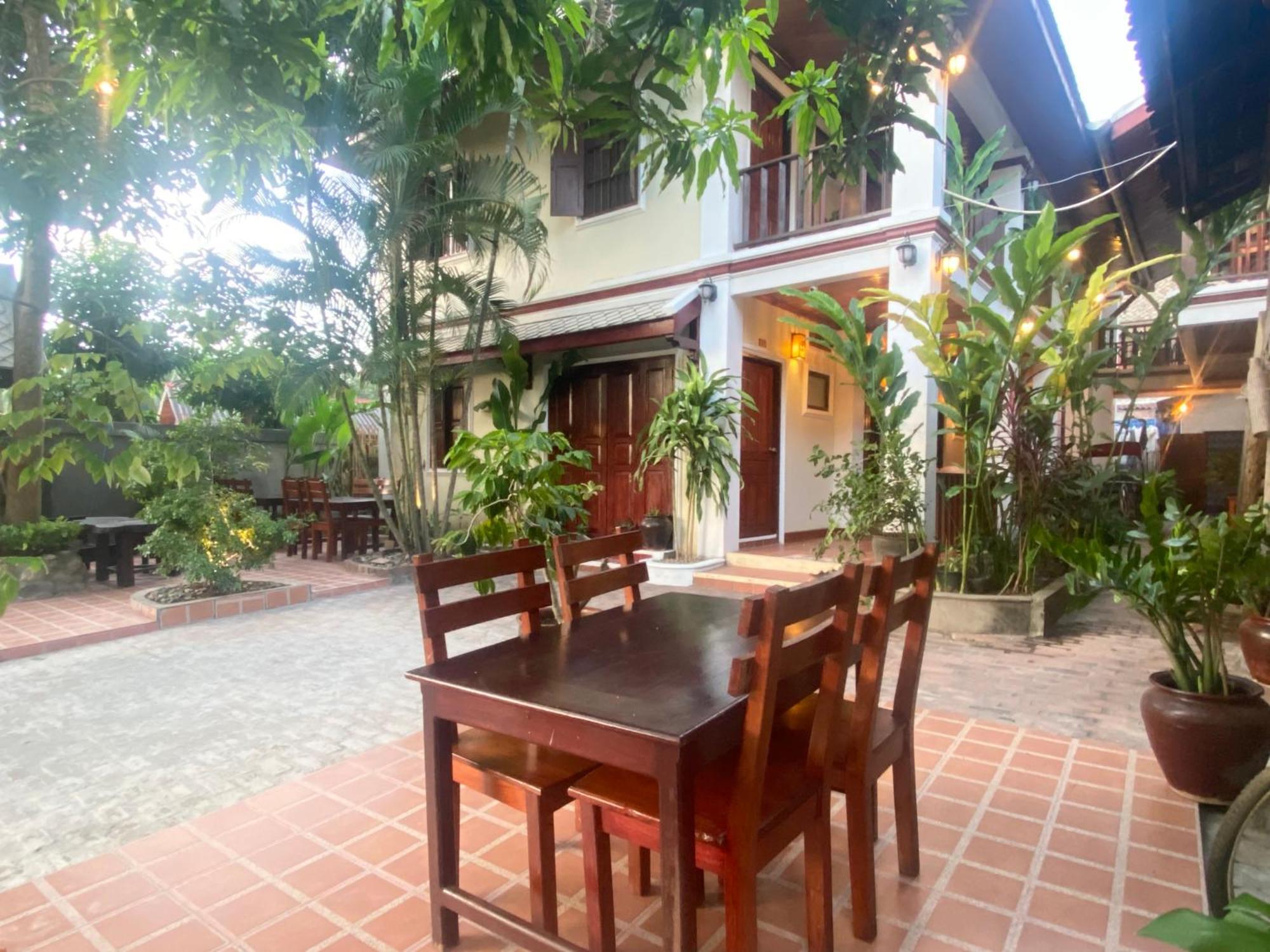 לואנג פרבאנג Golden Sun Boutique Hotel מראה חיצוני תמונה