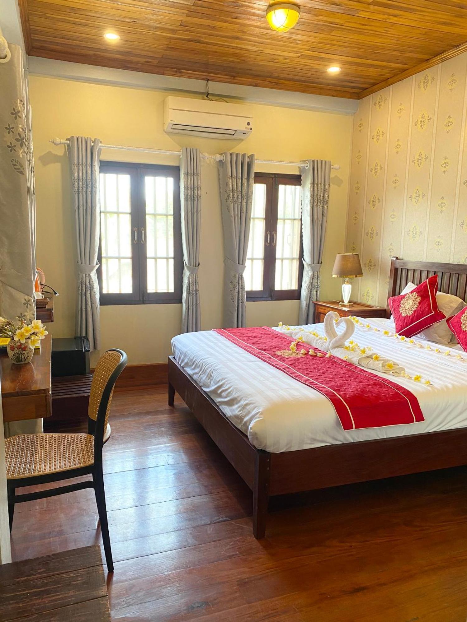 לואנג פרבאנג Golden Sun Boutique Hotel מראה חיצוני תמונה