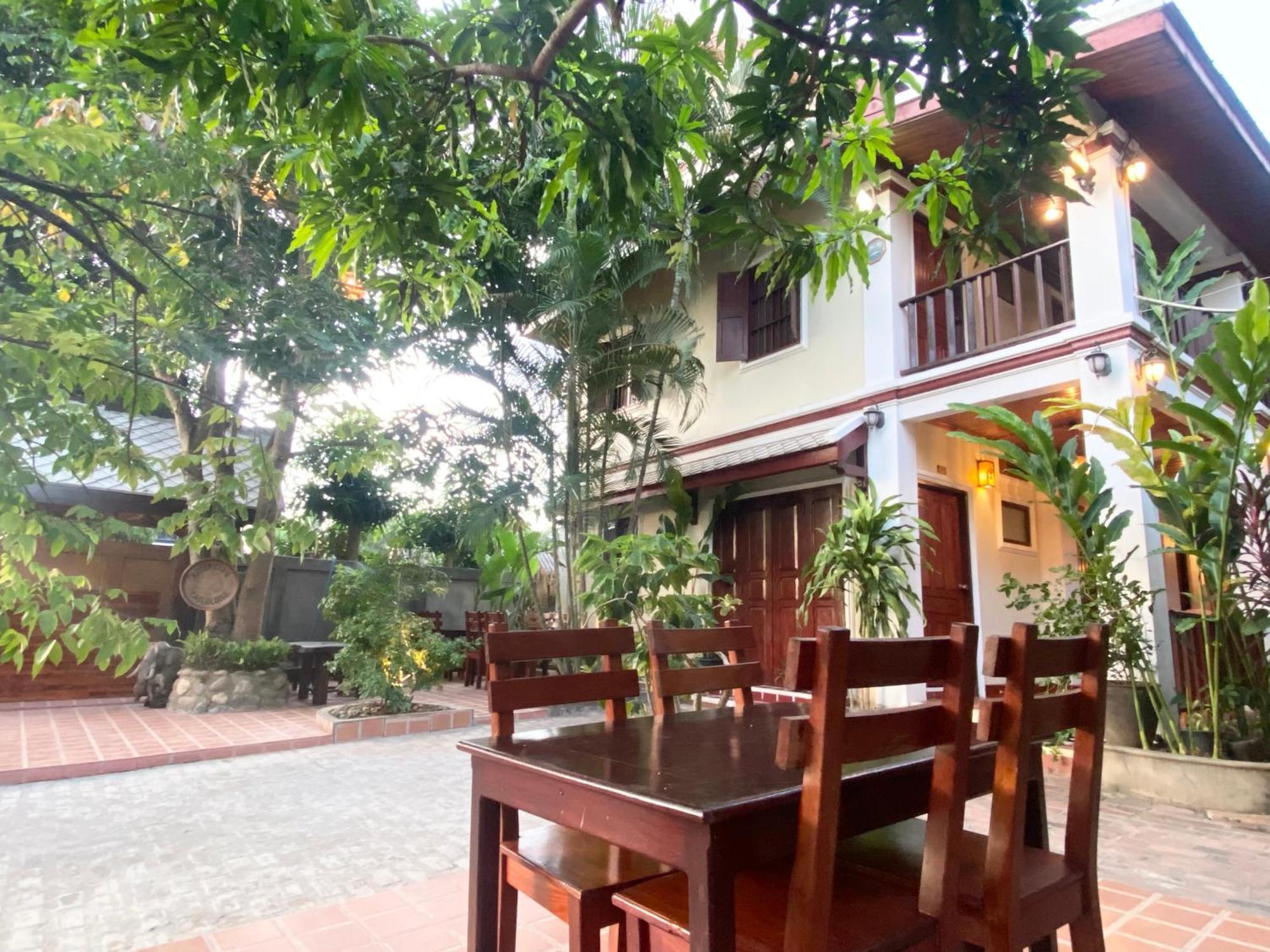 לואנג פרבאנג Golden Sun Boutique Hotel מראה חיצוני תמונה