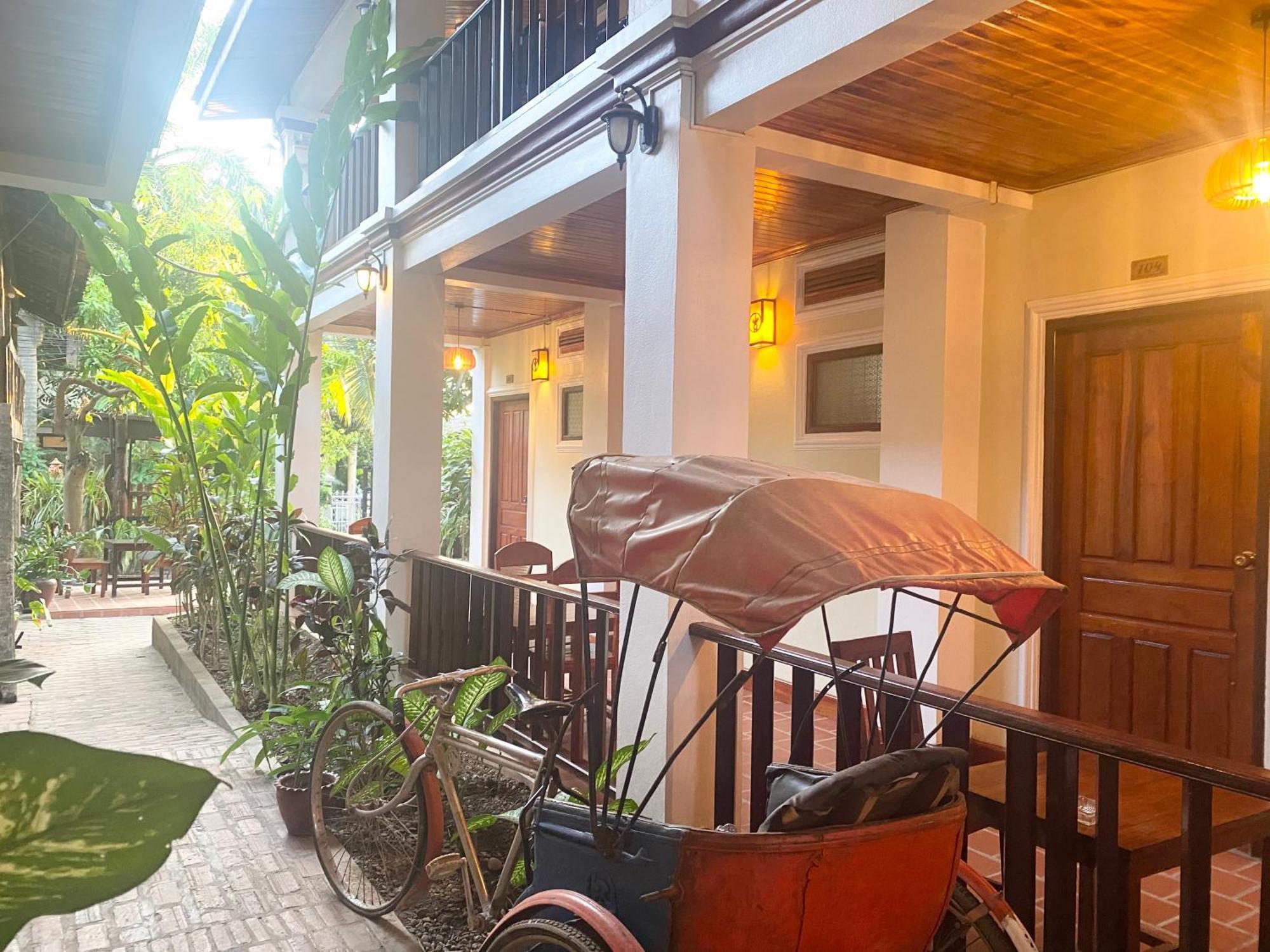 לואנג פרבאנג Golden Sun Boutique Hotel מראה חיצוני תמונה