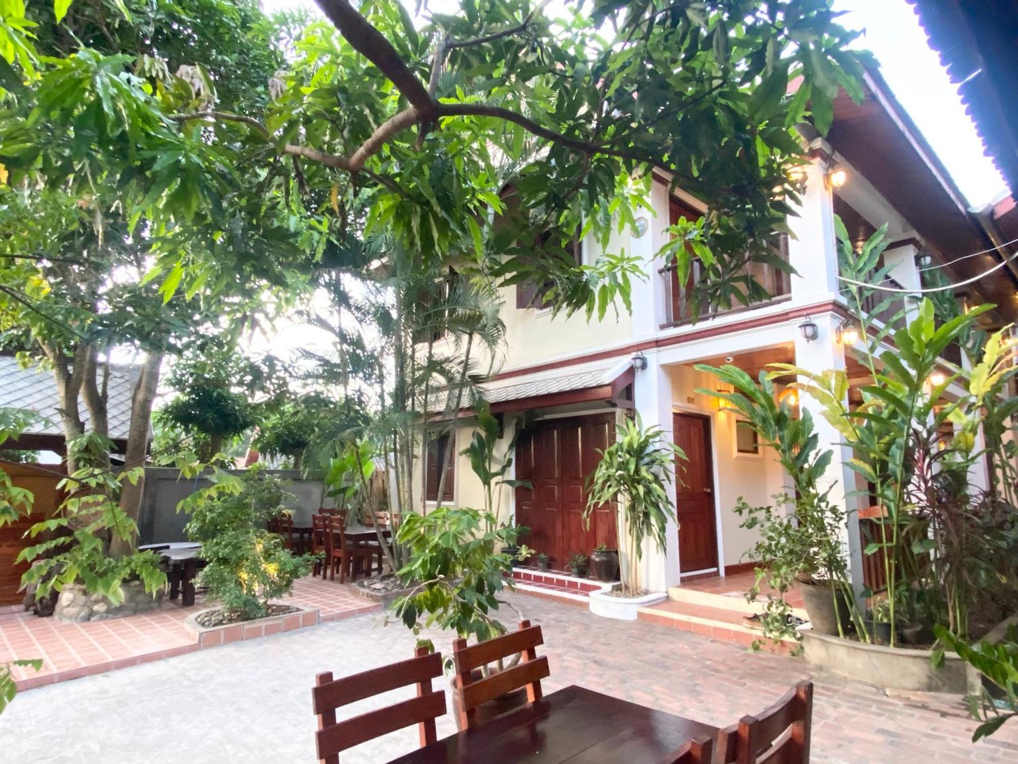 לואנג פרבאנג Golden Sun Boutique Hotel מראה חיצוני תמונה