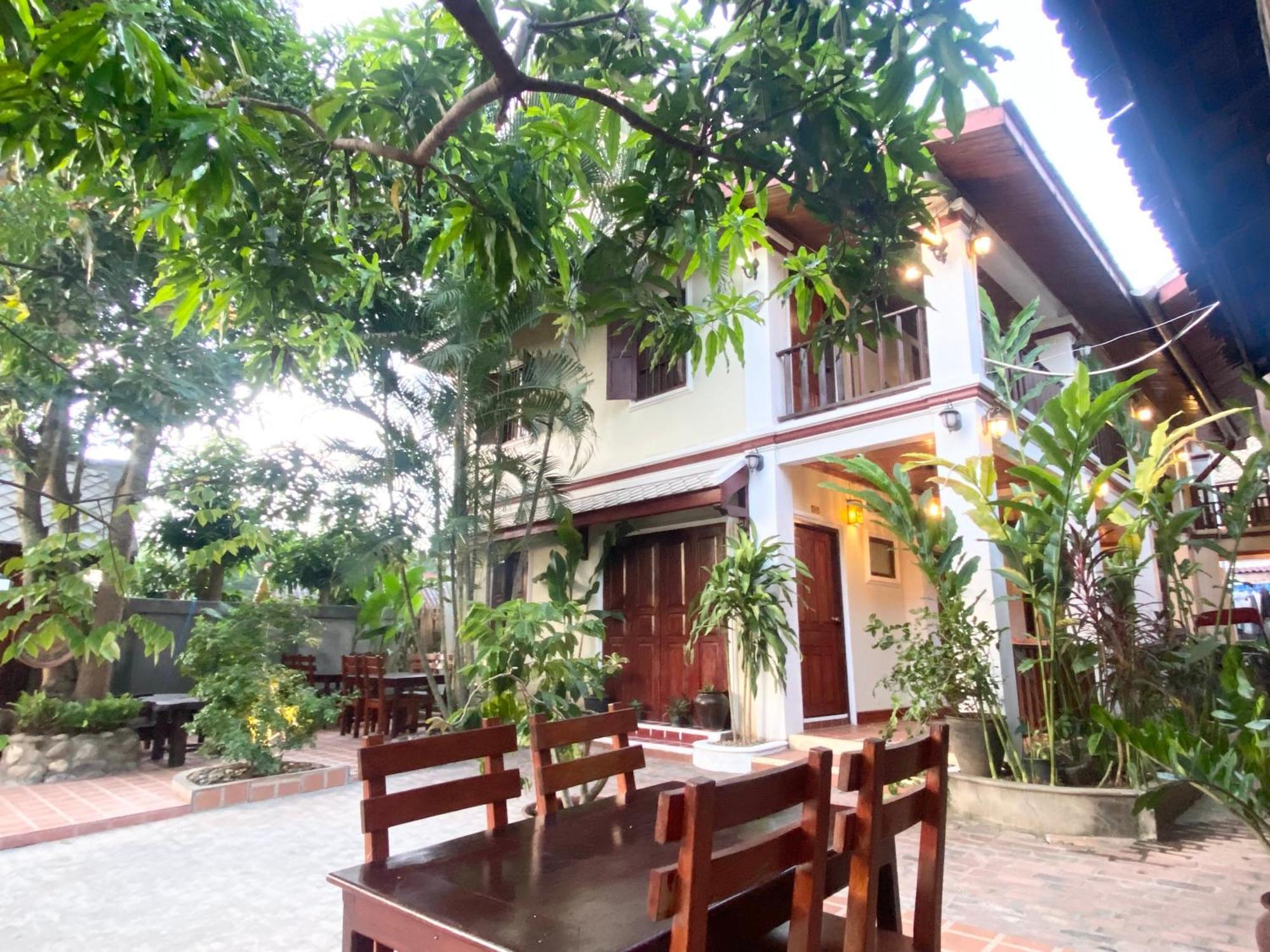 לואנג פרבאנג Golden Sun Boutique Hotel מראה חיצוני תמונה