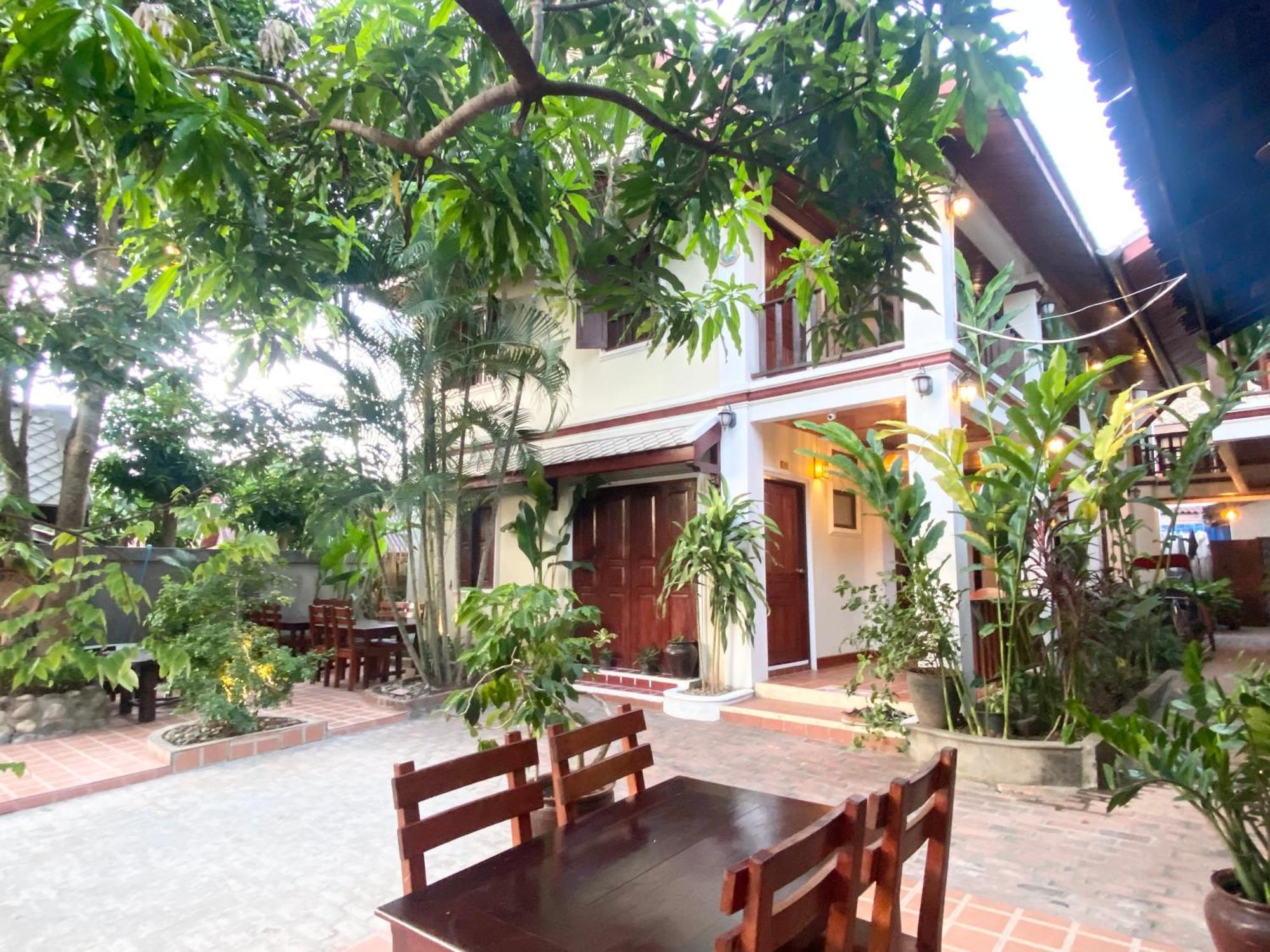 לואנג פרבאנג Golden Sun Boutique Hotel מראה חיצוני תמונה