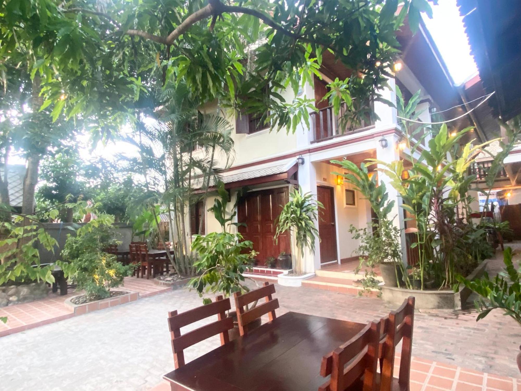 לואנג פרבאנג Golden Sun Boutique Hotel מראה חיצוני תמונה